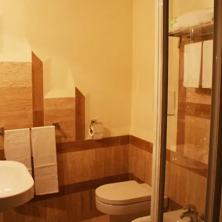 Hotel La Terrazza Sulla Storia 4*